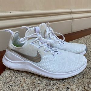 Nike Womens Training Sneakera